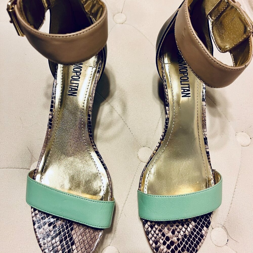 Cosmopolitan Snake Skin Pattern Wedge Heel